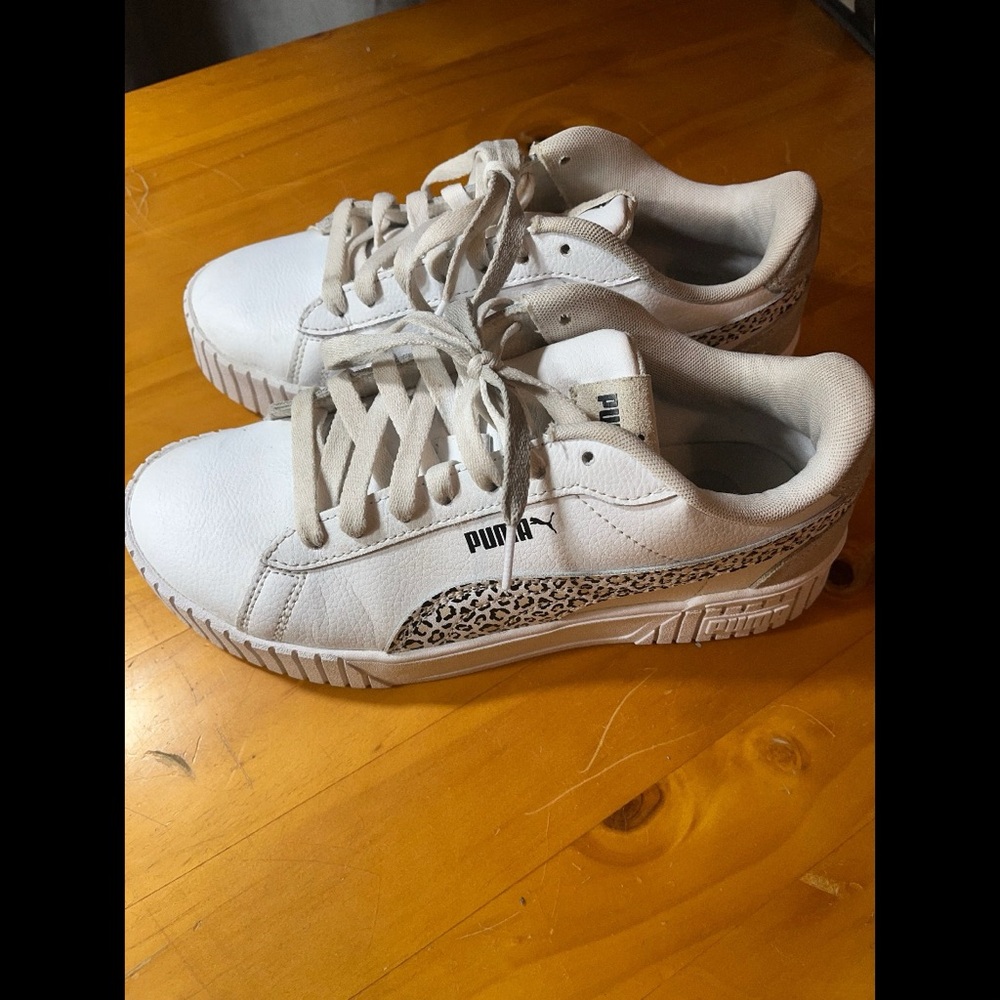 Puma women’s sneakers